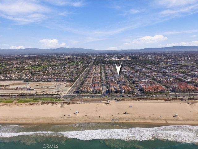 221 21st Street, Huntington Beach, CA 92648
