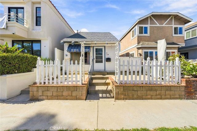 221 21st Street, Huntington Beach, CA 92648