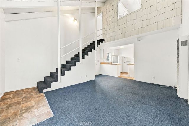 221 21st Street, Huntington Beach, CA 92648