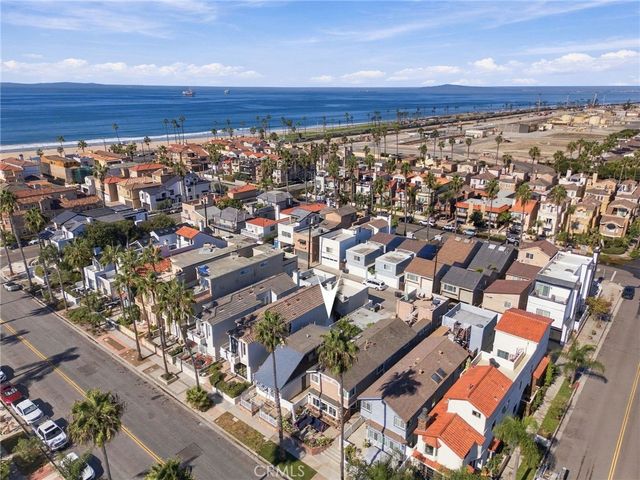 221 21st Street, Huntington Beach, CA 92648