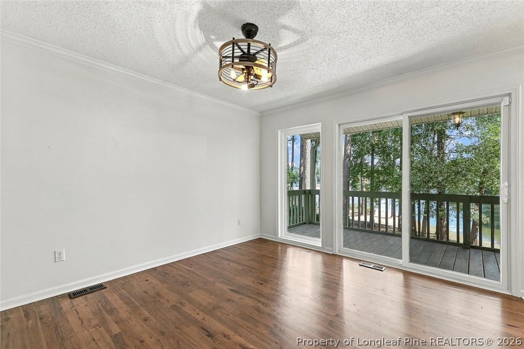 Image 14 of property listing at 1393 Pennsylvania Avenue, Sanford, NC 27332