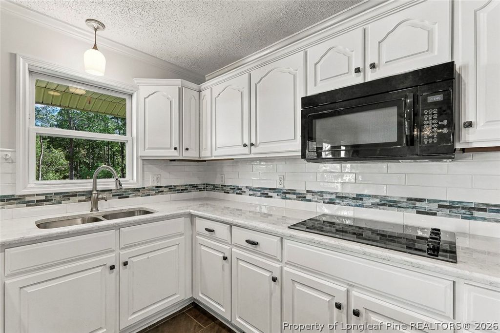 Image 19 of property listing at 1393 Pennsylvania Avenue, Sanford, NC 27332