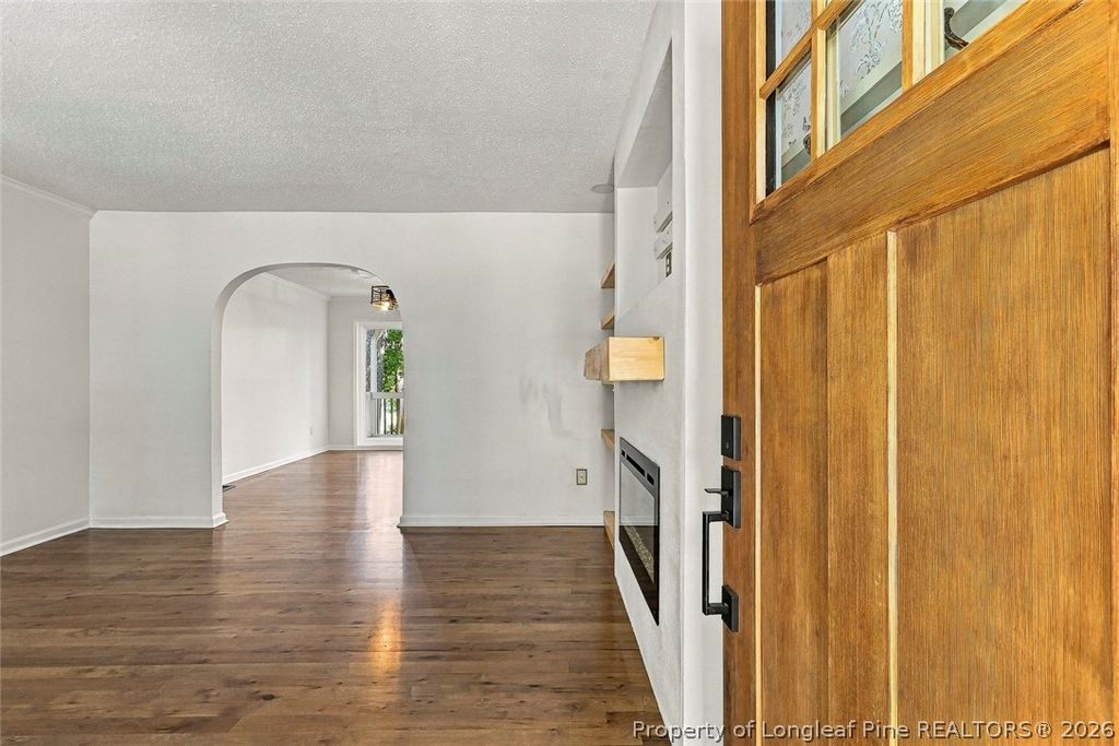 Image 7 of property listing at 1393 Pennsylvania Avenue, Sanford, NC 27332