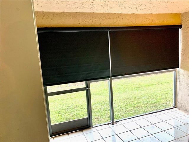 2830 Riverside Drive 102-3, Coral Springs, FL 33065