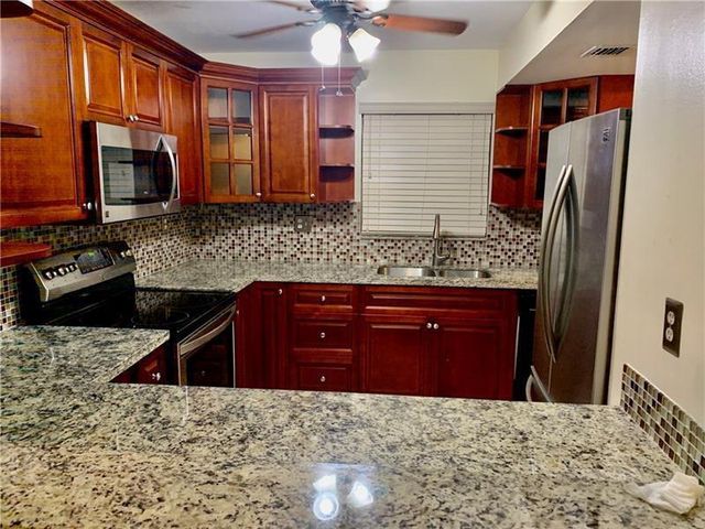 2830 Riverside Drive 102-3, Coral Springs, FL 33065