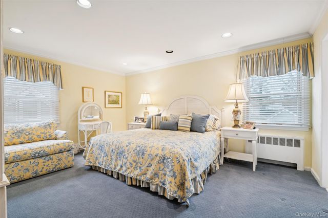 982 Clark Place, Woodmere, NY 11598