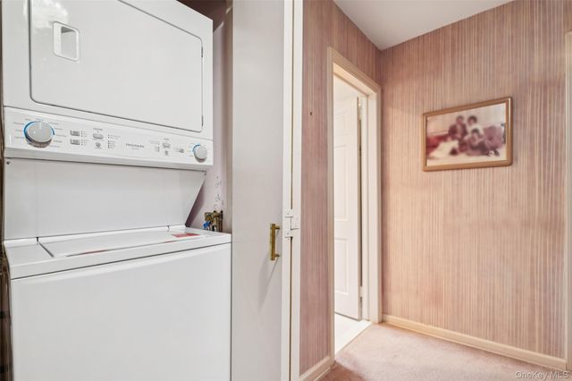 982 Clark Place, Woodmere, NY 11598