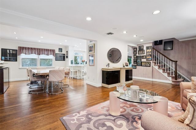 982 Clark Place, Woodmere, NY 11598