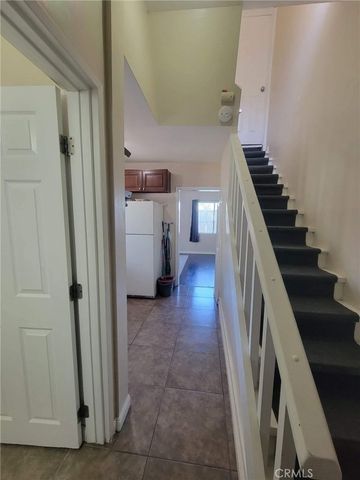 643 Unit C E 7th, Upland, CA 91786