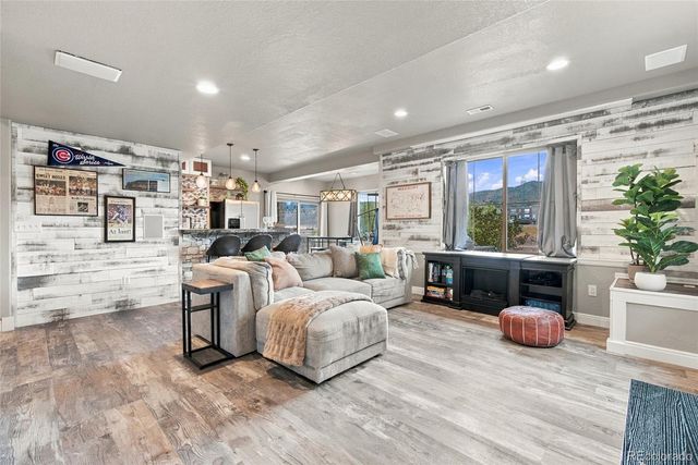2259 S Orchard Street, Lakewood, CO 80228