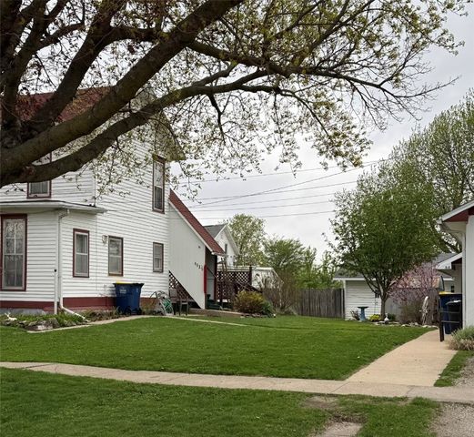 503 D Avenue, Vinton, IA 52349