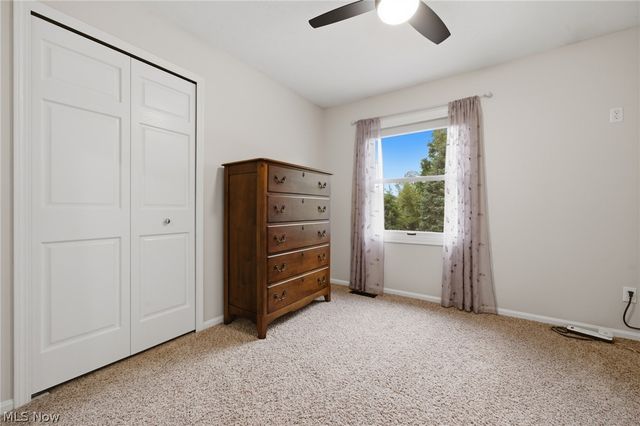 10376 Lake Meadows Drive, Strongsville, OH 44136