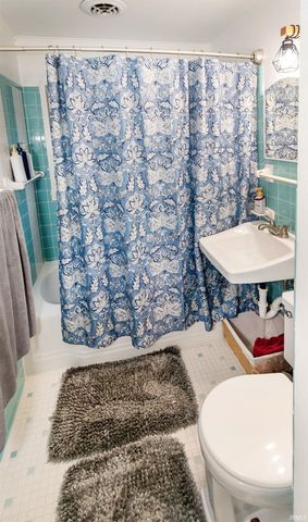 1531 Waggoner Avenue, Evansville, IN 47714