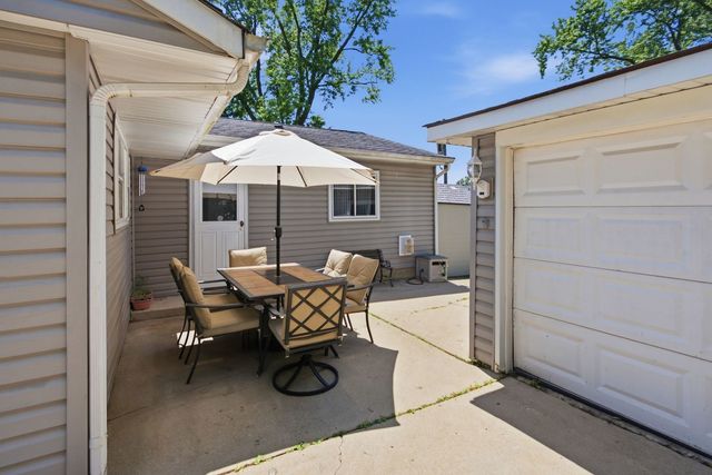504 Rambler Lane, Streamwood, IL 60107