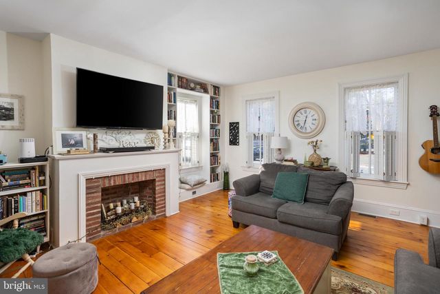 50 PARK AVE, Hamilton, NJ 08690