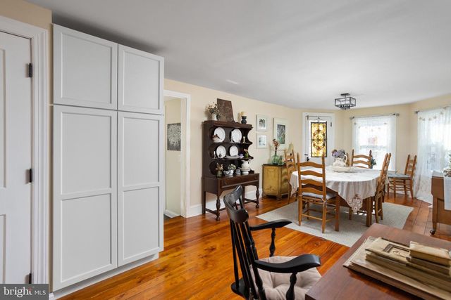 50 PARK AVE, Hamilton, NJ 08690