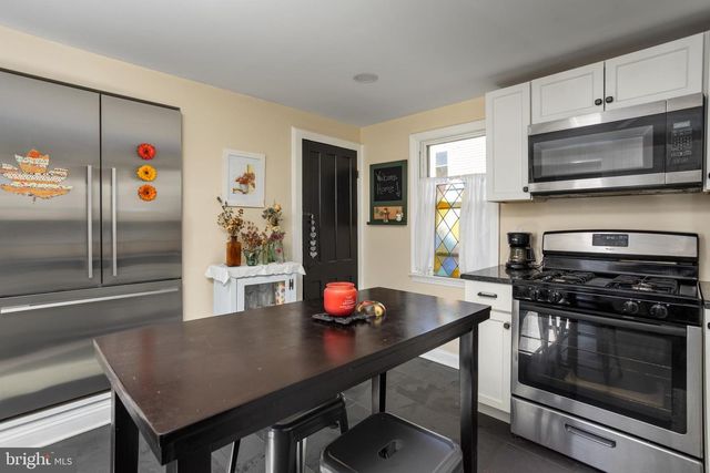 50 PARK AVE, Hamilton, NJ 08690