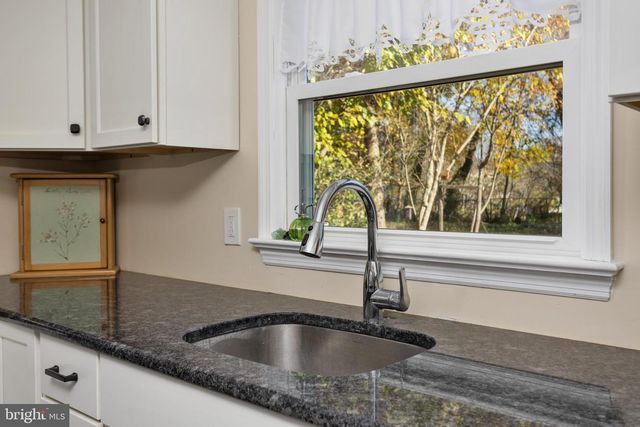 50 PARK AVE, Hamilton, NJ 08690