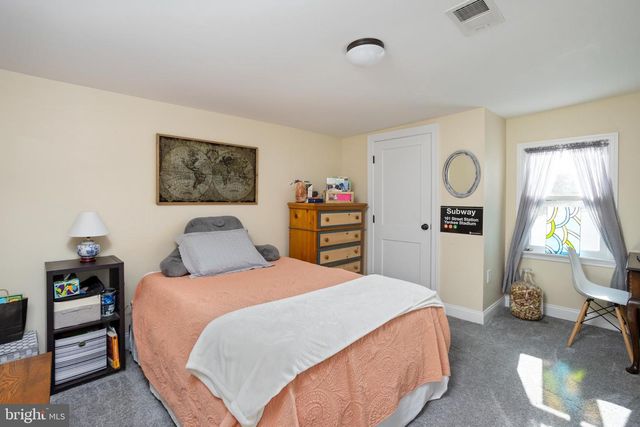 50 PARK AVE, Hamilton, NJ 08690