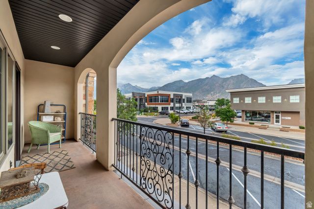 10917 N TOWN CENTER BLVD, Highland, UT 84003