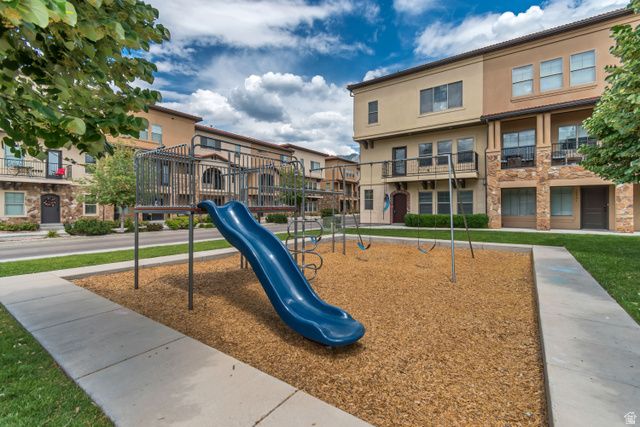 10917 N TOWN CENTER BLVD, Highland, UT 84003