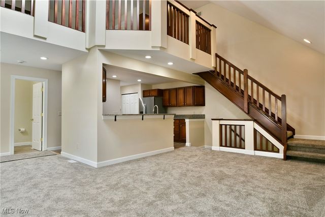 140 Fairway Place NW, Warren, OH 44483