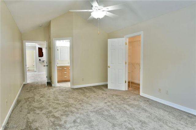 140 Fairway Place NW, Warren, OH 44483