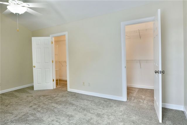 140 Fairway Place NW, Warren, OH 44483