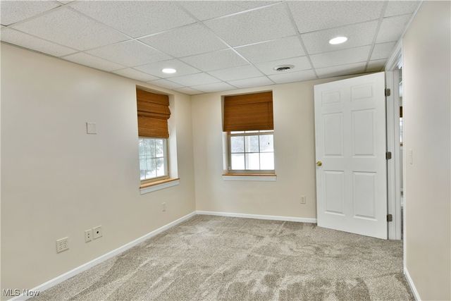 140 Fairway Place NW, Warren, OH 44483