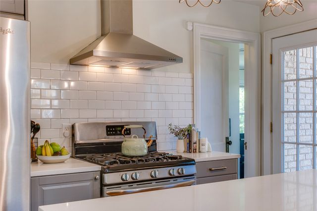 3343 Gibsondell Avenue, Dallas, TX 75211