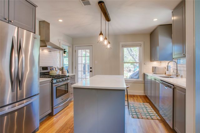 3343 Gibsondell Avenue, Dallas, TX 75211