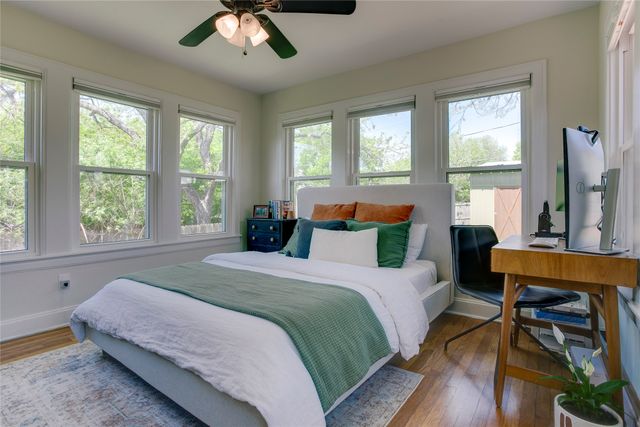 3343 Gibsondell Avenue, Dallas, TX 75211