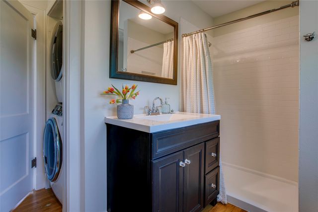 3343 Gibsondell Avenue, Dallas, TX 75211