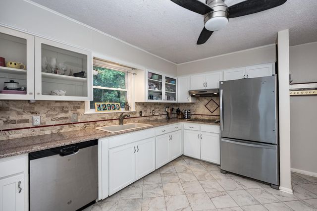 12900 Southridge Drive, Little Rock, AR 72212