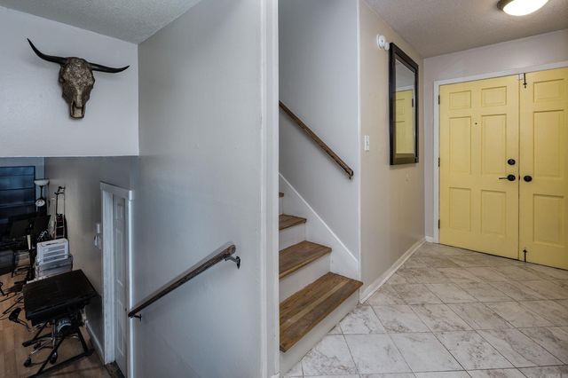 12900 Southridge Drive, Little Rock, AR 72212