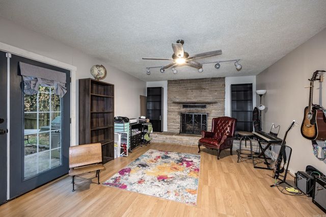 12900 Southridge Drive, Little Rock, AR 72212