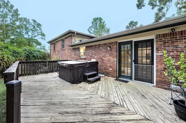 12900 Southridge Drive, Little Rock, AR 72212