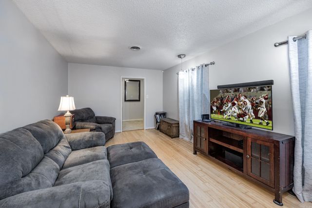 12900 Southridge Drive, Little Rock, AR 72212