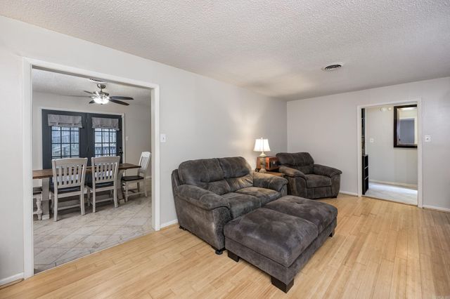 12900 Southridge Drive, Little Rock, AR 72212