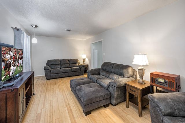 12900 Southridge Drive, Little Rock, AR 72212