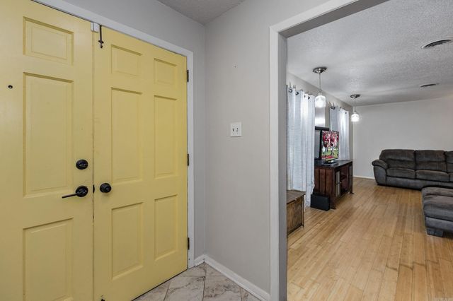 12900 Southridge Drive, Little Rock, AR 72212