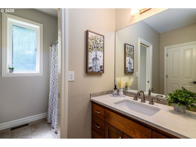 26778 Sw COLVIN Ln, Wilsonville, OR 97070