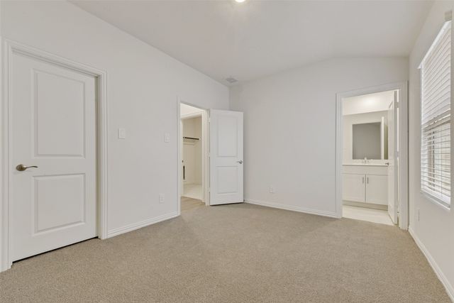 6624 Valley Lake Lane, Fort Worth, TX 76123