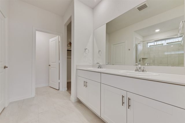 6624 Valley Lake Lane, Fort Worth, TX 76123