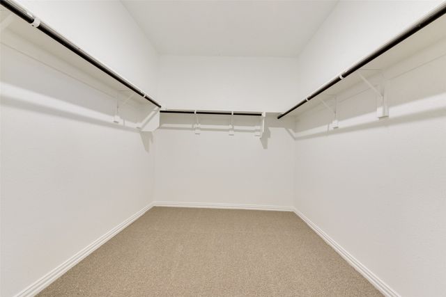 6624 Valley Lake Lane, Fort Worth, TX 76123