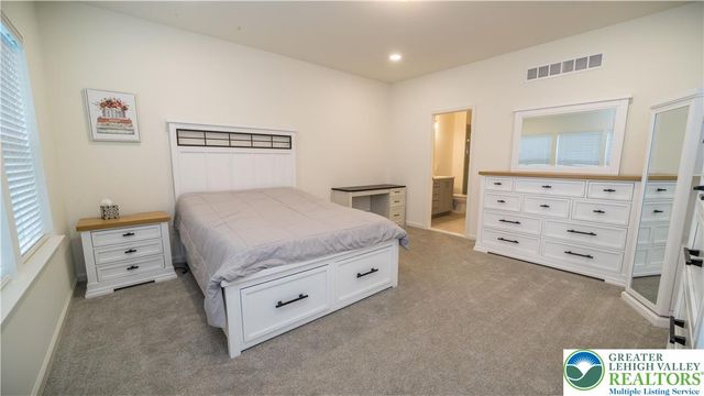 107 Timber Trail, Palmer Twp, PA 18045
