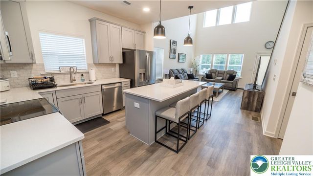 107 Timber Trail, Palmer Twp, PA 18045