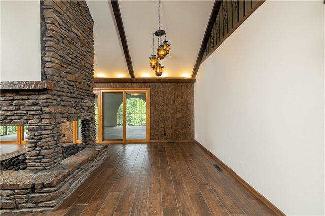 363 E Ralston Street, Farmington, AR 72730