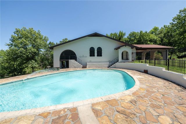 363 E Ralston Street, Farmington, AR 72730