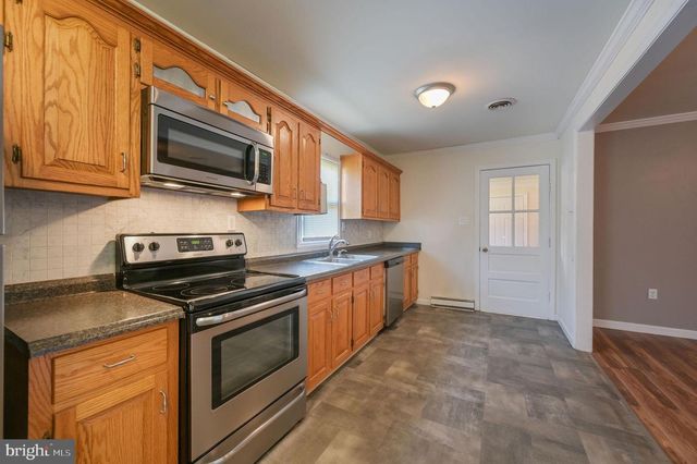 1183 HARTLY RD, Hartly, DE 19953